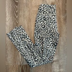 Aerie 7/8 legging in leopard